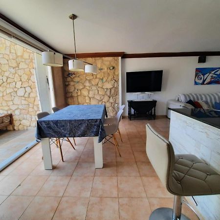 Apartamento El Crancs 살루 외부 사진